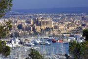 mallorca urlaub palma de mallorca fotolia